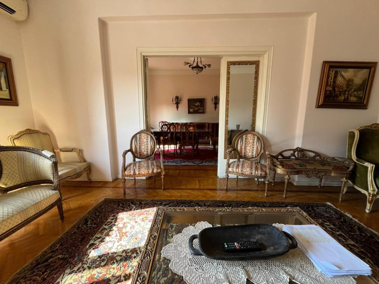 A Unique Heritage In Dokki Apartment